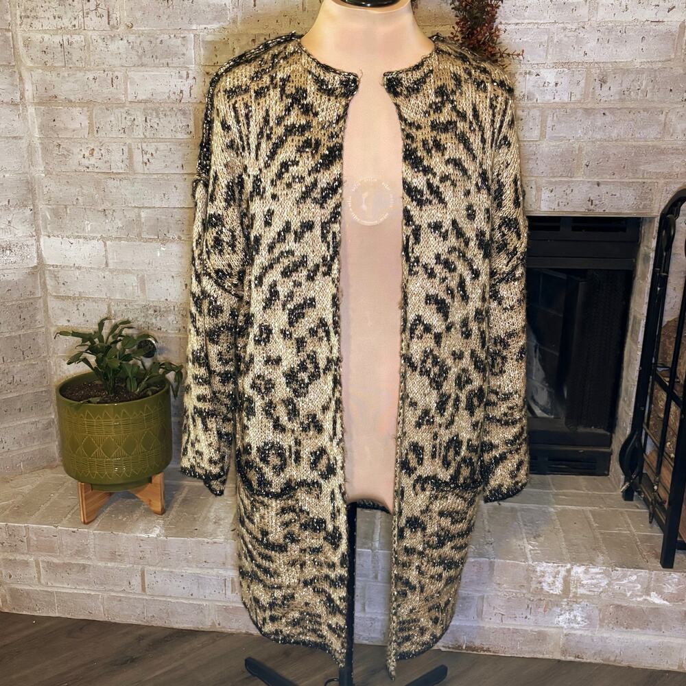 Democracy Open Front Animal Print Cardigan Size Large Bell Sleeves Pockets